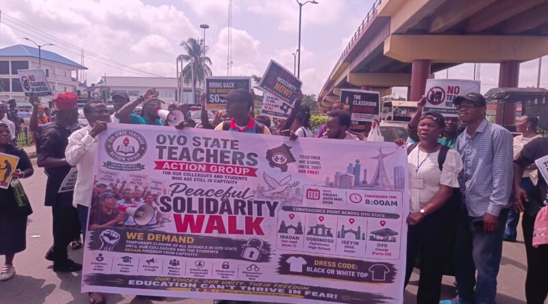 Oyo teachers protest, calling for the rescue of abducted colleagues and students.