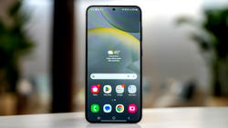10 top AI-powered phones for a smart mobile experience