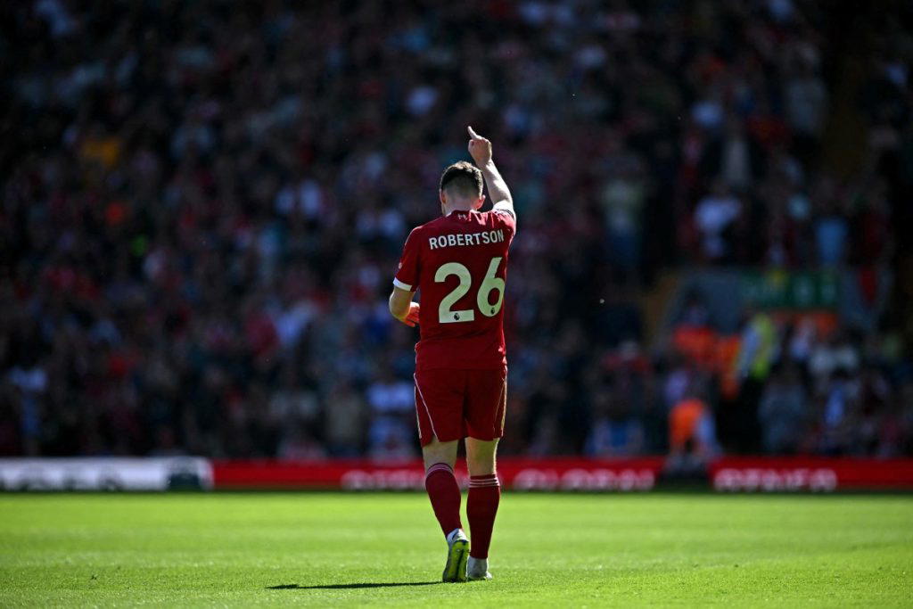 Tottenham sign Robertson on free transfer after Liverpool exit