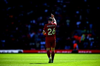 Tottenham sign Robertson on free transfer after Liverpool exit