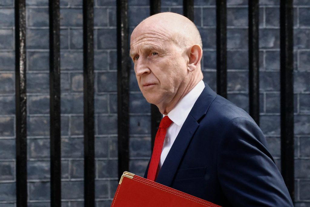 UK defence minister resigns with stinging rebuke of PM Starm