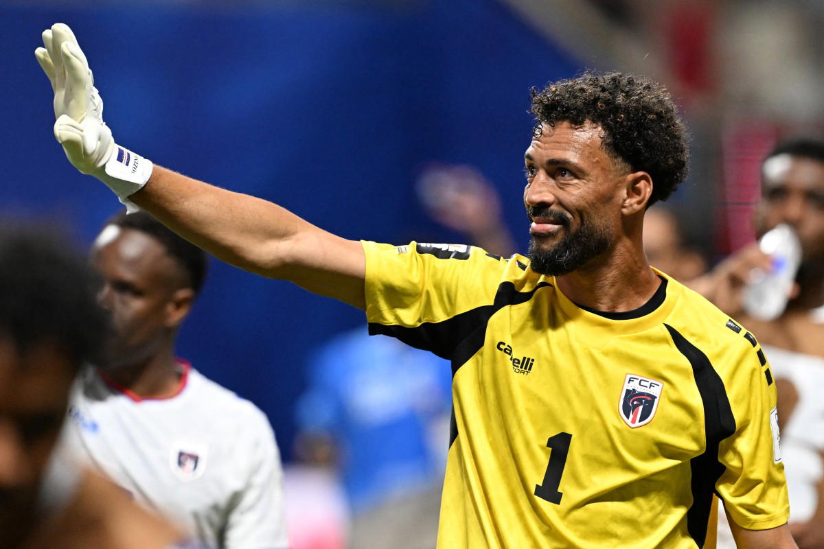 Why Cape Verde goalkeeper Vozinha could lose famous nickname at Colo-Colo