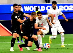 Iran begin fraught World Cup with 2-2 New Zealand draw