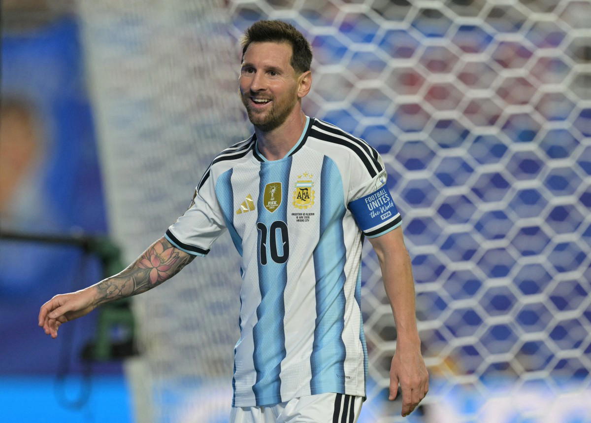 Magical Messi equals World Cup goals record as Argentina win