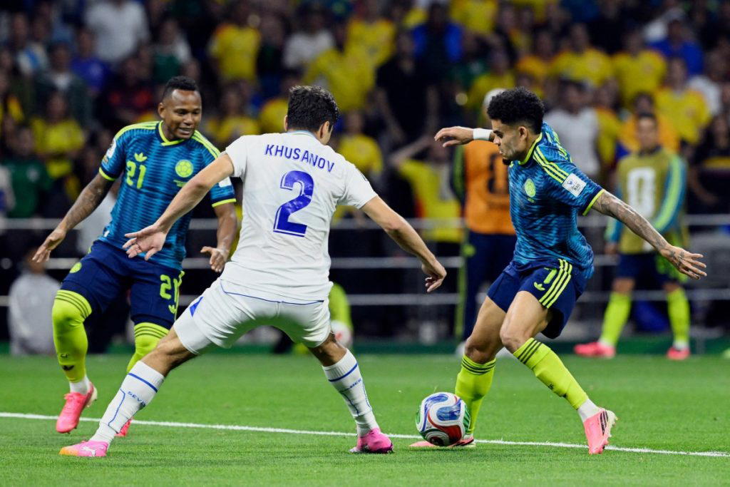 Luis Diaz stars in Colombia's victory over Uzbekistan in World Cup group match