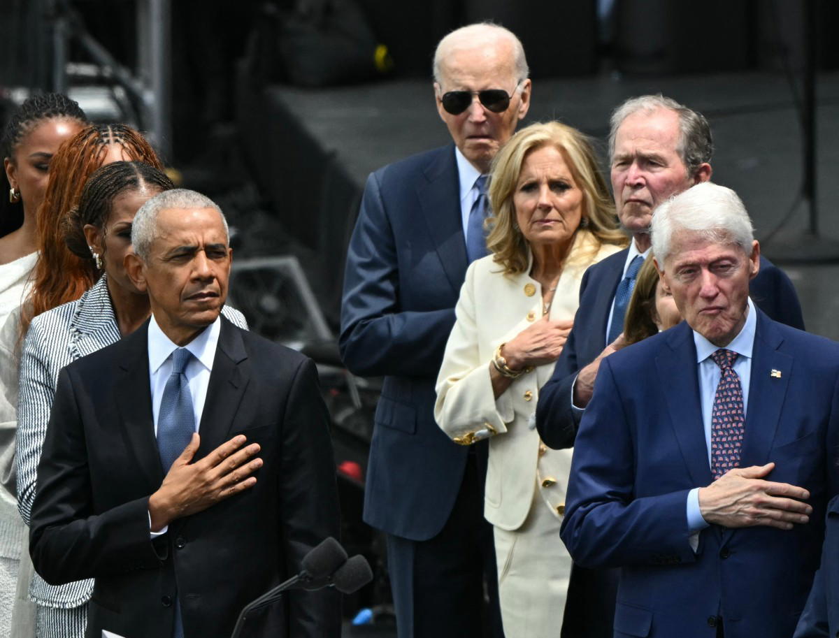 Anciens présidents, célébrités, mais pas Trump, pour l'inauguration du Centre Obama