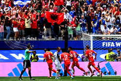 Switzerland beat Bosnia-Herzegovina to close on World Cup last 32