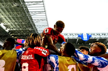 Cape Verde hold Uruguay to 2-2 draw to remain unbeaten in World Cup