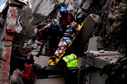 Venezuela earthquakes kill at least 164, nearly 1,000 injured