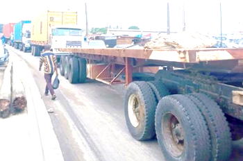 NPA, NIMASA, others watch as tankers shut down Mile 2-Apapa expressway