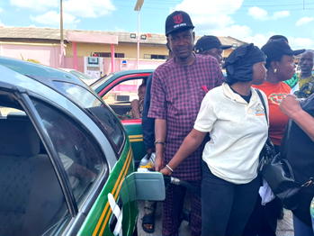 June 12: PDP Reps candidate Amuzu gives free fuel to 600 Abeokuta operators