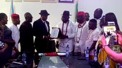 Ufuophu-Biri receives UPU Youth Wing award, backs Oborevwori’s development agenda