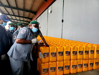 C’River: Customs seizes 1,996 gallons of vegetable oil, other items worth N273m