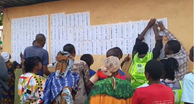 Accusations of rampant bribery mar Ekiti state's gubernatorial contest