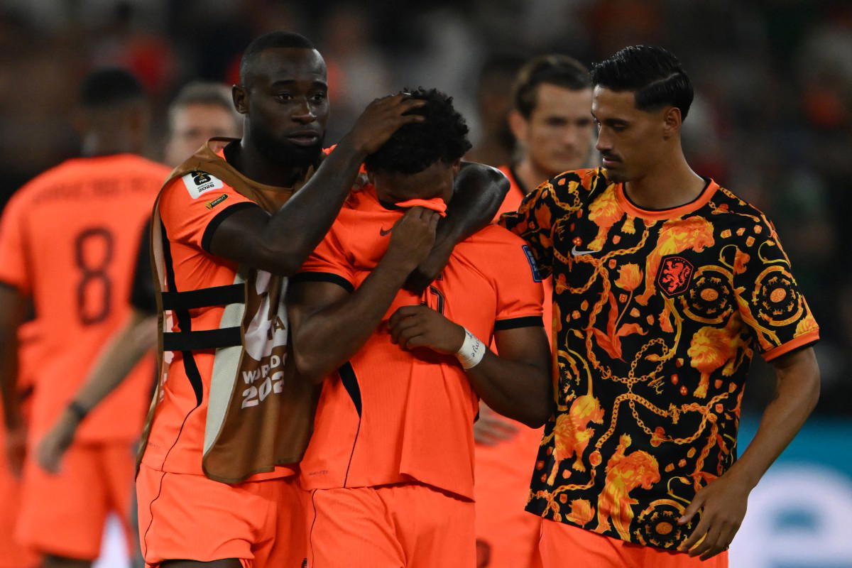 Dutch football chiefs condemn online racism after World Cup exit