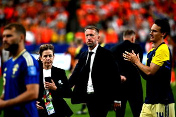 Potter says ‘harsh’ World Cup hammering will make Sweden better