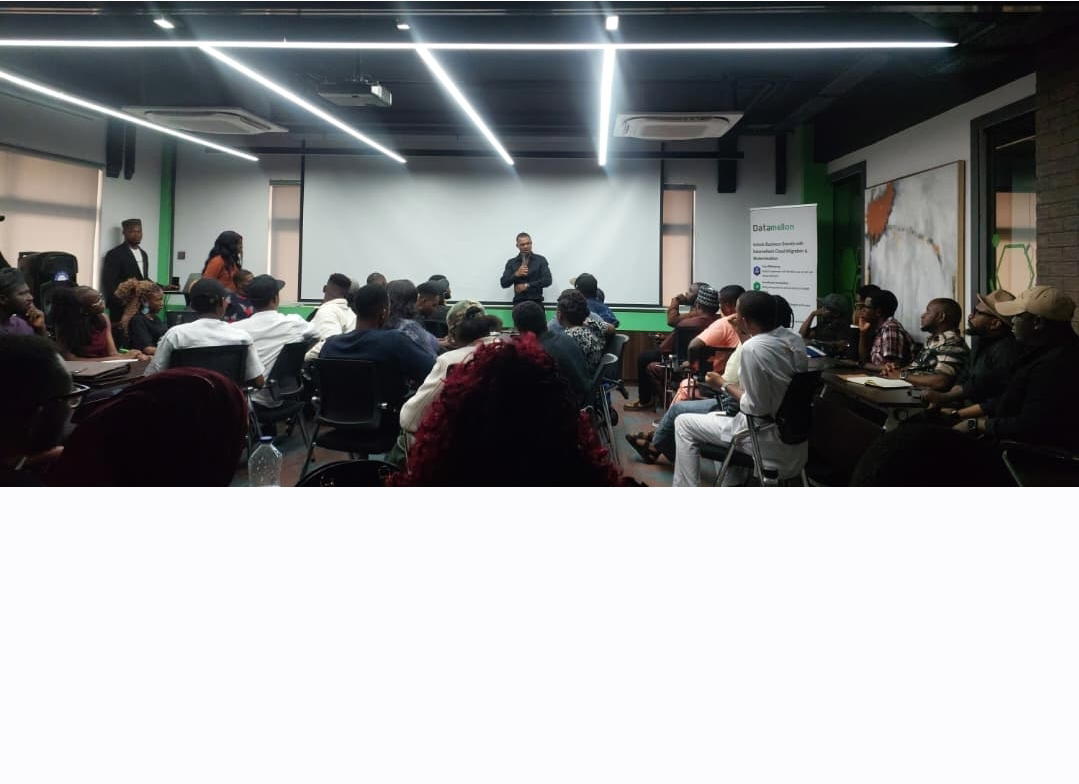 Samuel Linus convenes Dear Founder’s WHAT WORKS event