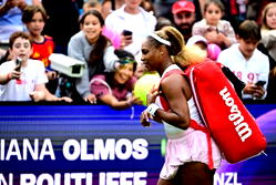 Serena Williams defeated in Berlin ahead of Wimbledon return