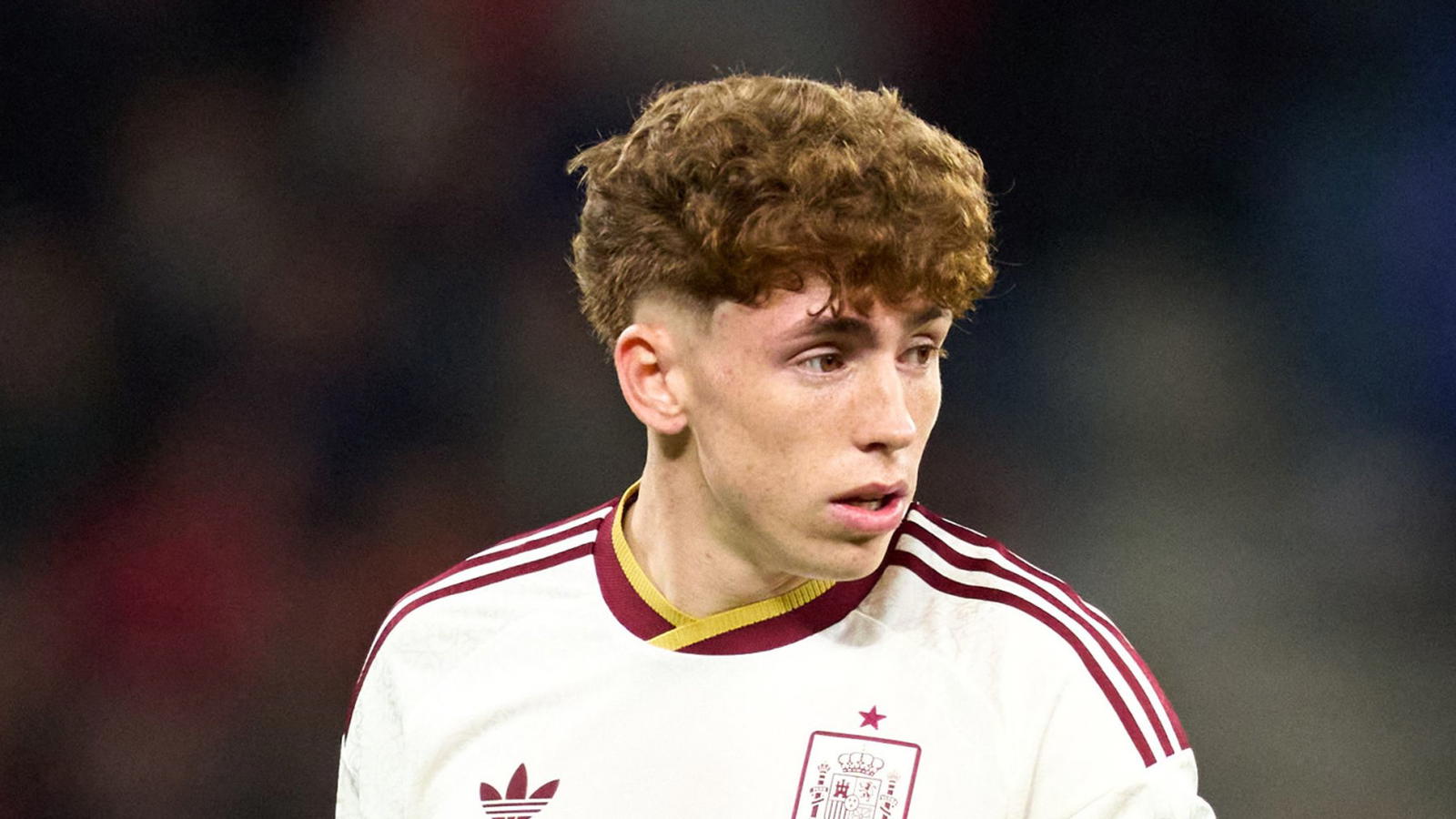 Liverpool agree deal to sign Newcastle interest Munoz from Osasuna