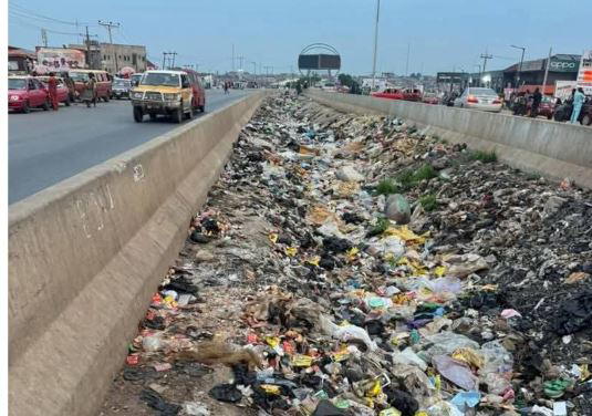 Refuse take over roads in Ondo, Oyo, Ekiti, Ogun