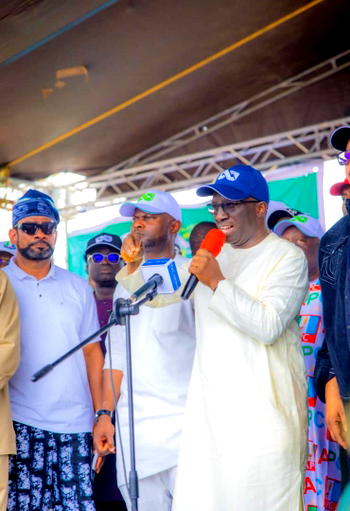 2027: APC presents Edo South senatorial candidate, others at LG election flag-off
