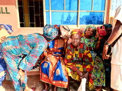 Photos: Empty street at Ikere Eloti, as old women await accreditation at Osolo Hall Ilepetu