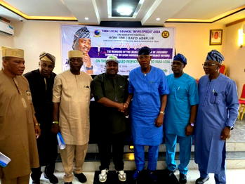 Lagos Assembly commends Yaba LCDA chairman during projects oversight visit