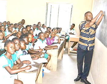 Rev. Teryima: Teacher born without fingers, toes; has 3 daughters, master’s degree, plays football  