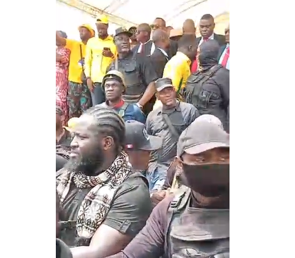Panic as podium collapses at Adeleke canvassers’ i