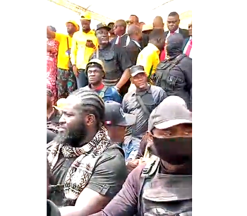 Panic as podium collapses at Adeleke canvassers’ inauguration in Osun