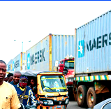 Ago Palace gridlock returns as poor truck Coordination chokes road