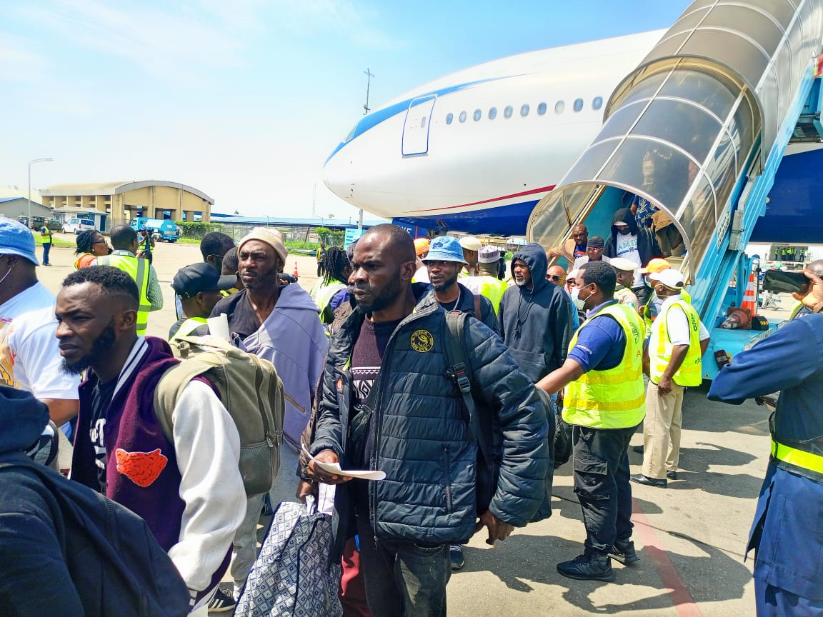 Photos : Des Nigérians rapatriés d'Afrique du Sud arrivent à Lagos