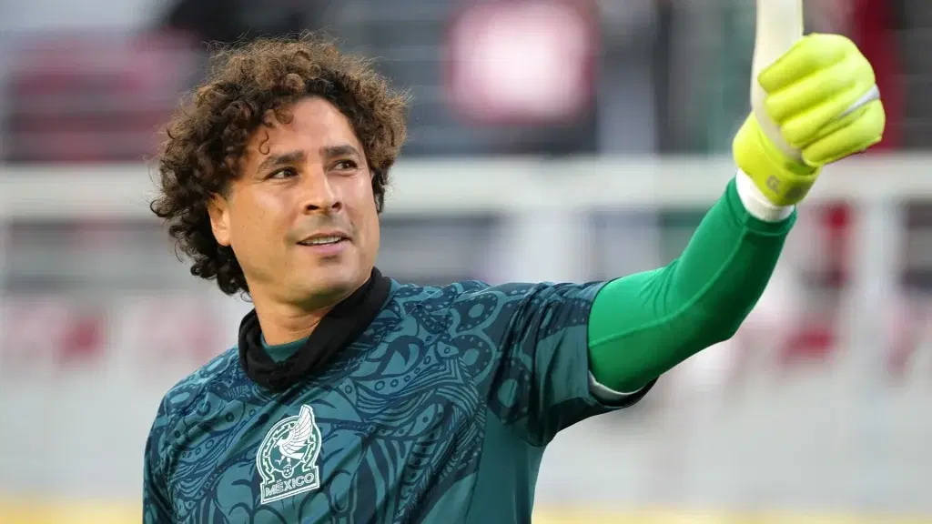 Mexican goalkeeper Ochoa set for historic sixth World Cup