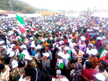 Ekiti Guber: Ikere residents defy rain to rally behind Oluyede