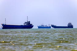 Iran declares Hormuz strait closed, US military insists traffic flowing