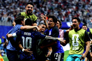 Argentina beat England 2-1 to reach World Cup final