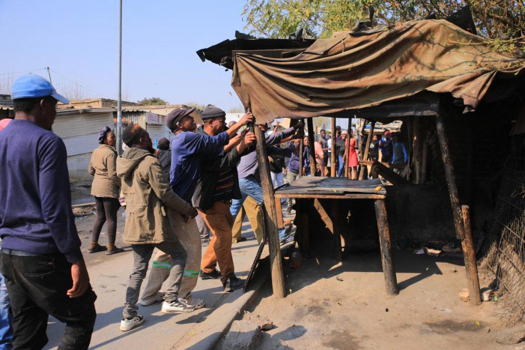 Nigeria, South Africa hold tense meeting over xenophobic protests