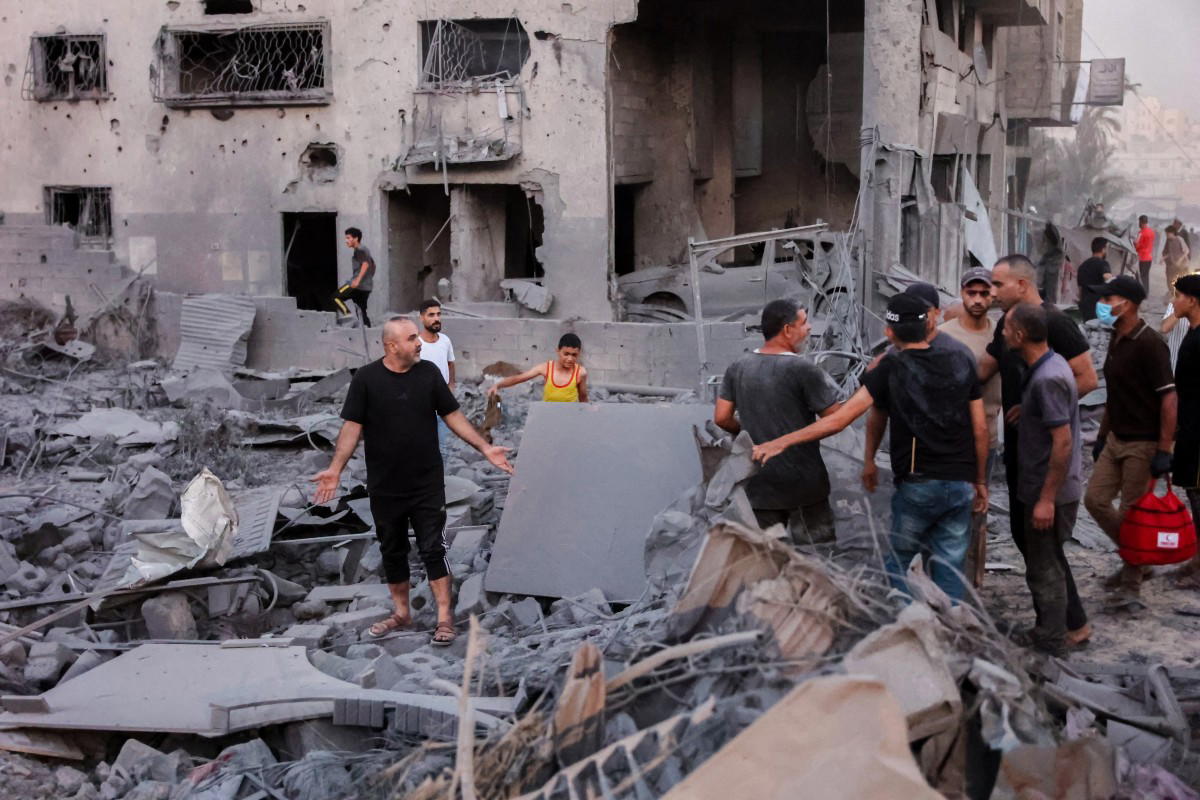 Israel army strikes Gaza mosque, says used for Hamas ‘weapons storage’