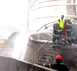 Fire contained at Apapa Oil terminal, no casualties recorded