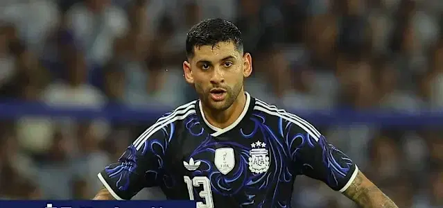 Romero labels Gary Neville ‘stupid’ over criticism at World Cup