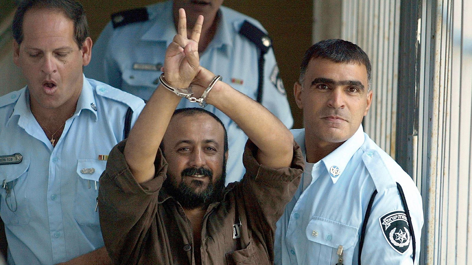 Israeli guards injure Palestinian leader Barghouti with rubber bullet – Family