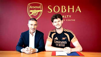 Arsenal sign former Leeds goalkeeper Illan Meslier on free transfer