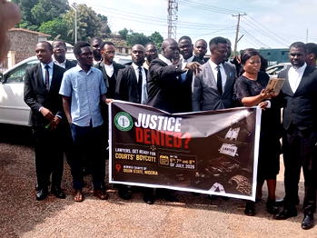Lawyers embark on three-day Court boycott over judiciary policies in Ogun