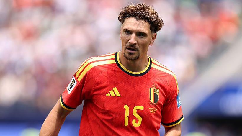 Belgian player Meunier joins Sunderland in the Premier League
