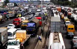 Mile 2-Apapa highway gridlock: Police, LASTMA, FRSC, others helpless