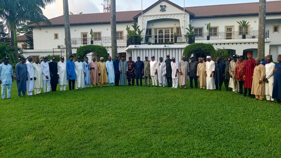 Sanwo-Olu, Hamzat, Oniru call on APC chairmen to foster unity and democratic principles in 2027