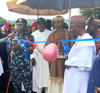 Edo monarch urges collaboration with government to curb insecurity