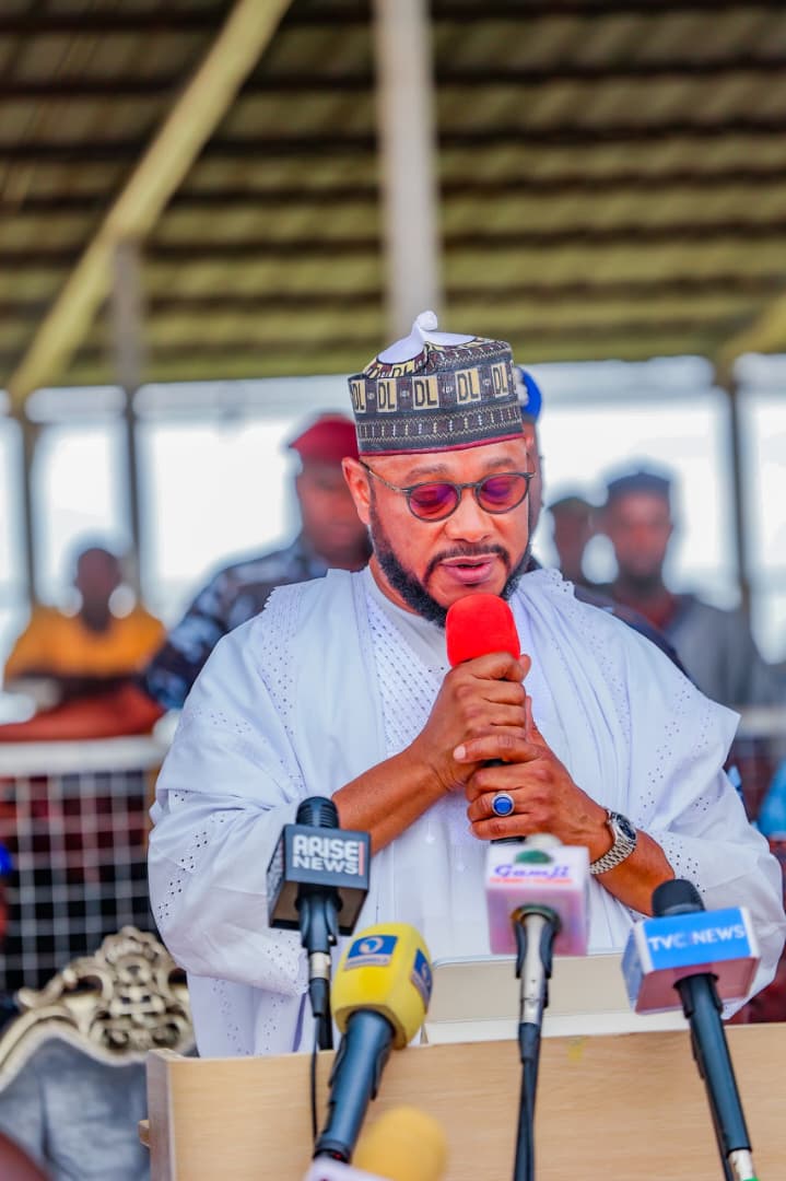 Governor Lawal distributes 72,000 bags of fertiliser, farm inputs to Zamfara farmers