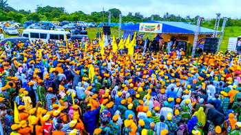 Osun 2026: 500 APC, ADC members defect to Accord Party as Egbedore backs Adeleke