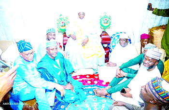 Emir of Ilorin gives royal blessings to candidates backed by Gov Abdulrazaq 